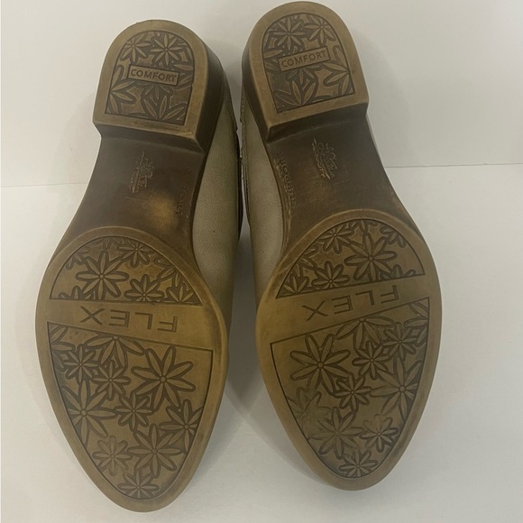 Life Stride Women's Beige Ankle Boots - Picture 4 of 5